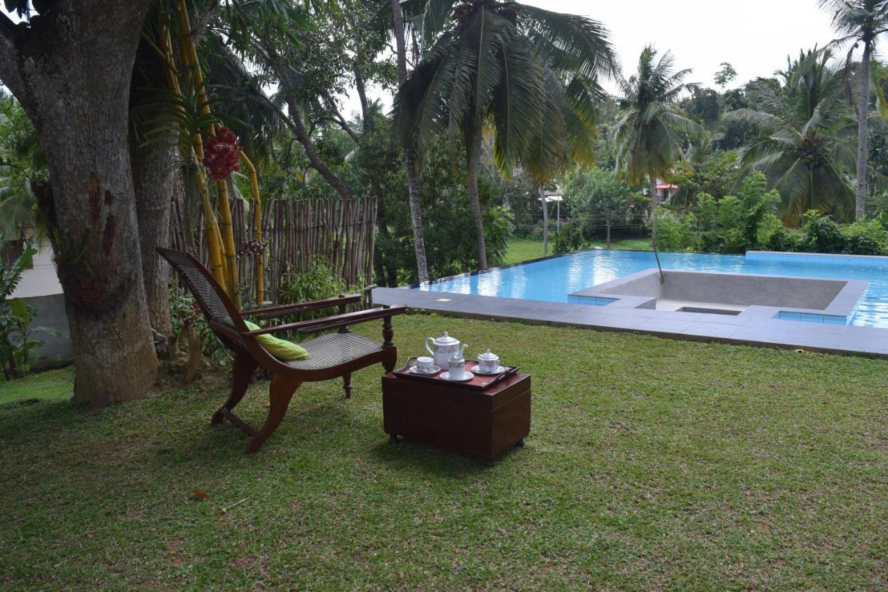 Muthu Nila Villas- Mirissa Exterior foto