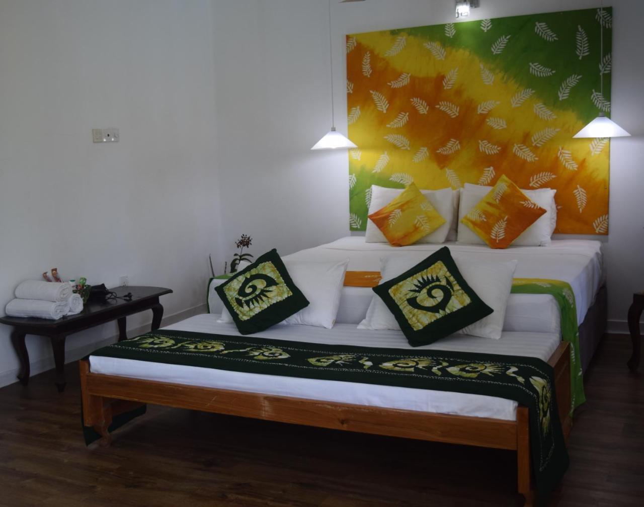 Muthu Nila Villas- Mirissa Exterior foto